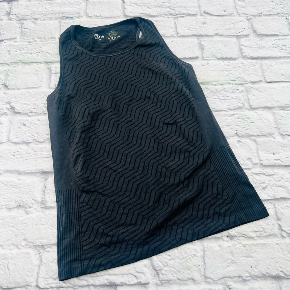 ZYIA Active Charcoal Grey Chevron Pattern Tank Top XS Racerback Stretch